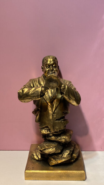 مجسمه مرد ساکسوفون