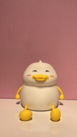 چراغ خواب نرمالو با طرح دوست‌داشتنی جوجه اردک01